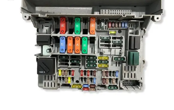 BMW 3 E92 E93 Fuse module 6906622