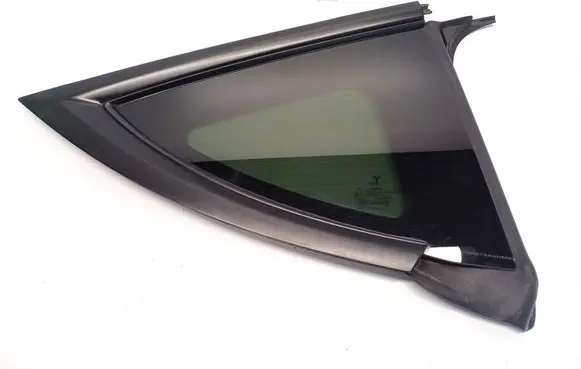 Tesla Model Y Rear side window 1600809-00-A