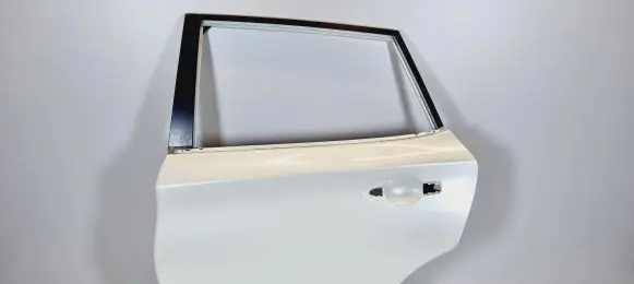 Nissan Pulsar Rear door H21013ZLMA H21013ZL0C