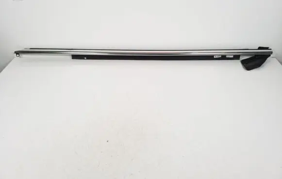 Audi A8 S8 D4 4H Front door glass trim molding 4H0853283A