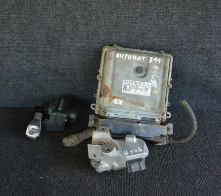 Mercedes-Benz Sprinter W906 Engine ECU kit and lock set A6461506378 0281013811