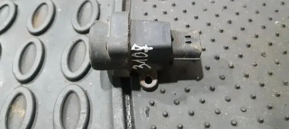 Rover 214 - 216 - 220 Fuel cut-off switch wqt100030 516506