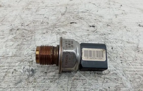 Fuel pressure sensor