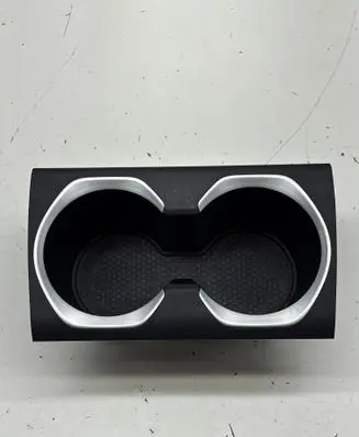 BMW iX1 Cup holder front 9479664 187013