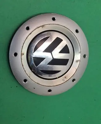 Volkswagen Golf V Original wheel cap 1K0601149