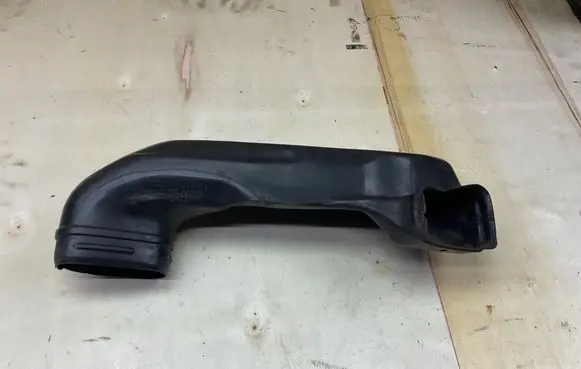 Audi A6 S6 C4 4A Air intake duct part 4A0129643B