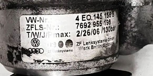 Audi A8 S8 D3 4E Power steering pump 4EO145156B