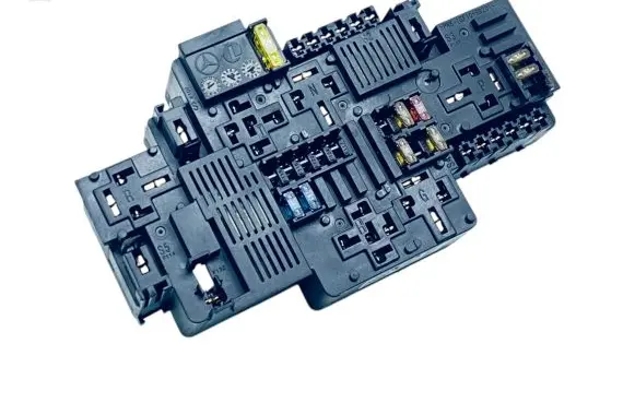 Mercedes-Benz CLS W257 Fuse module A2139062202