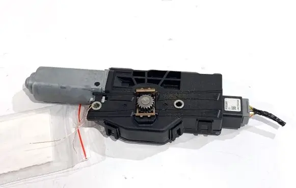 Honda HR-V Sunroof motor/actuator WR07E-001-AH