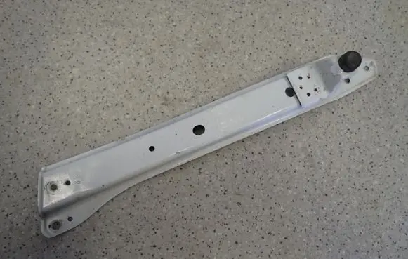 Suzuki Swift Cultus Rear bumper mounting bracket 