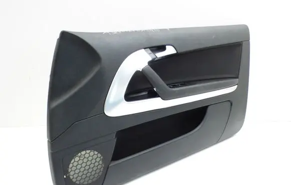 Audi A3 S3 8P Front door card panel trim