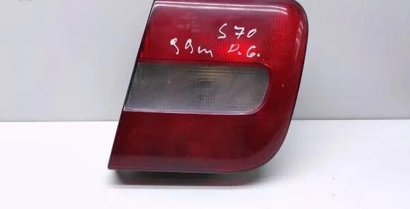 Volvo S70 V70 V70 XC Rear/tail lights 9151634 9151636