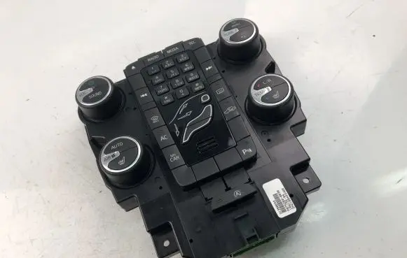 Volvo V40 Interior fan control switch 31398642