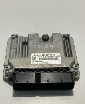Volkswagen PASSAT B8 Engine control unit/module 04E907309CG 0261S19265