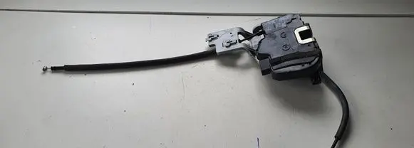 KIA Sportage Front door lock