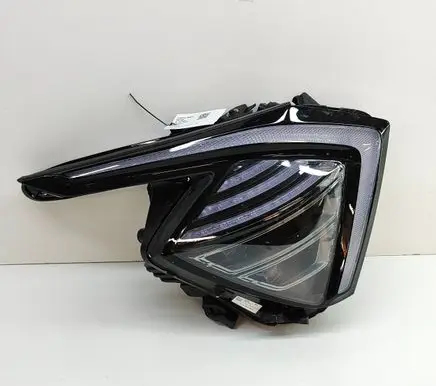 KIA Sportage Headlight/headlamp 92102R2110