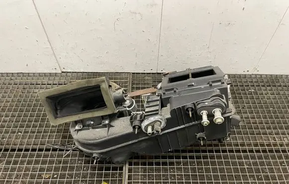 Ford Explorer Interior heater climate box assembly 6L247H473AD 06MU251E03 90167275