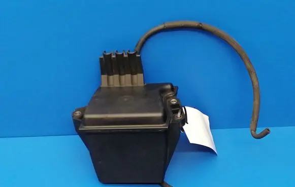Mercedes-Benz Sprinter W906 Vacuum air tank A6510700668