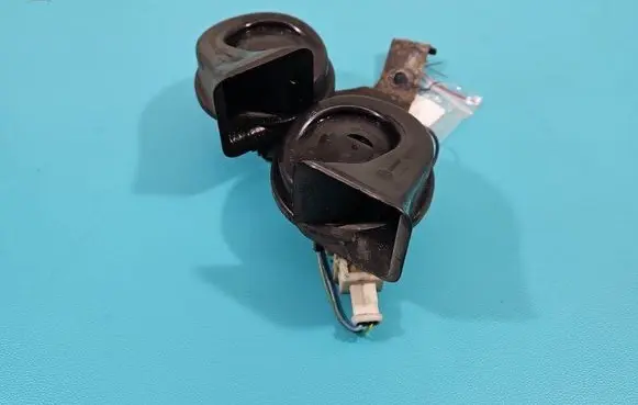 Peugeot 5008 Horn signal 9657476680 IMPRK1386372