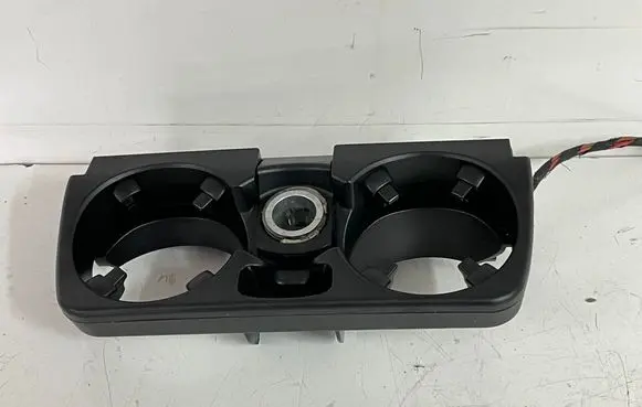 Cup holder front