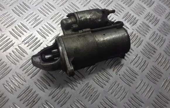 Opel Zafira B Starter motor
