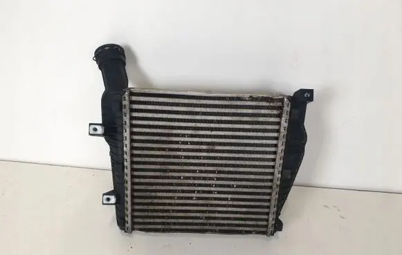Audi Q7 4L Intercooler radiator 7P0145804A