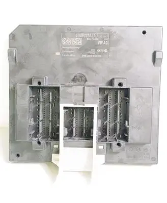 Volkswagen Golf VII Other control units/modules 5Q0937084AJ 5Q0937084