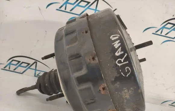 Jeep Grand Cherokee (WJ) Brake booster 26774722034 2128102AF
