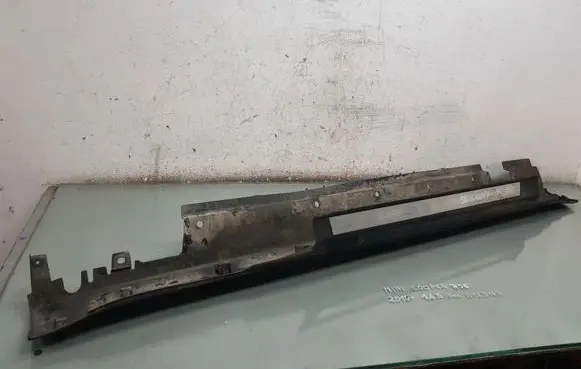 Mini One - Cooper Coupe R56 Front sill trim cover
