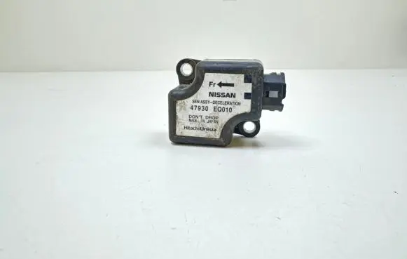 Nissan X-Trail T30 ESP acceleration yaw rate sensor 47930EQ010