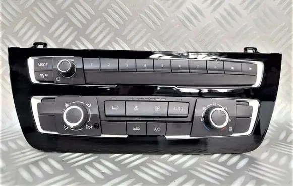 BMW 2 F22 F23 Climate control/heater control trim 6832884