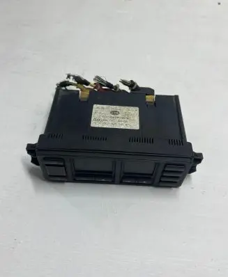 Audi A4 S4 B5 8D Climate control unit 8L0820043B 5HB00730800