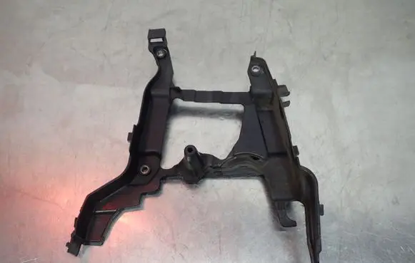 Renault Clio III Timing belt guard (cover) 8200958221
