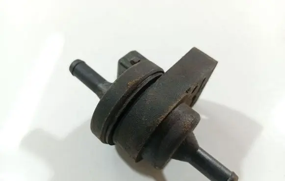 SsangYong Actyon Valve vacuum 