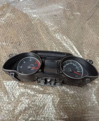 Audi A5 8T 8F Speedometer (instrument cluster) 8T0920900L 503001620506