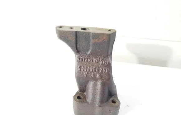 Mercedes-Benz Vito Viano W639 Engine mounting bracket 6420961445