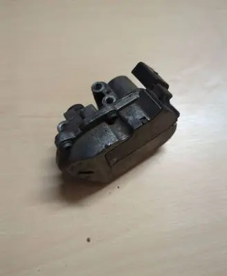 Audi A6 S6 C6 4F Intake manifold valve actuator/motor 059129086M A2C53308513 1045475S01