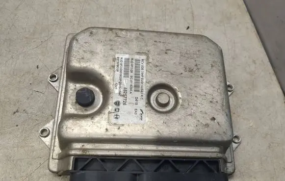 Fiat Fiorino Engine control unit/module BC0118280A 55257726 B9YSFM31P