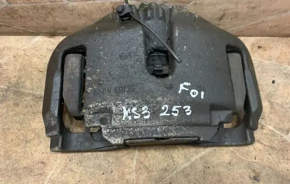 BMW 7 F01 F02 F03 F04 Front brake caliper 