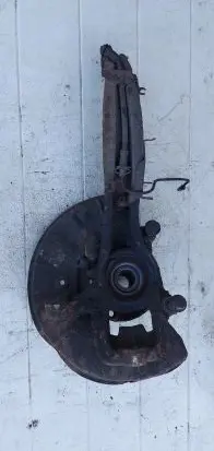 Audi Q7 4L Front wheel hub spindle knuckle