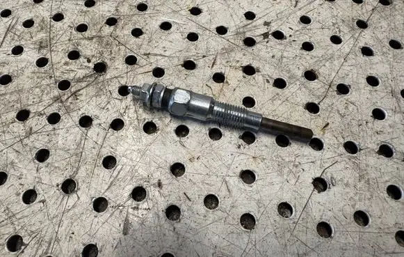 Aixam City III Glow plug Z482