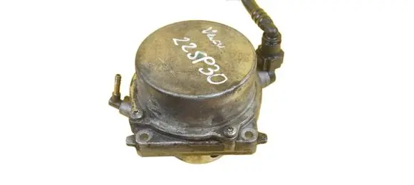 Alfa Romeo Giulietta Vacuum pump 55221325 940A4000