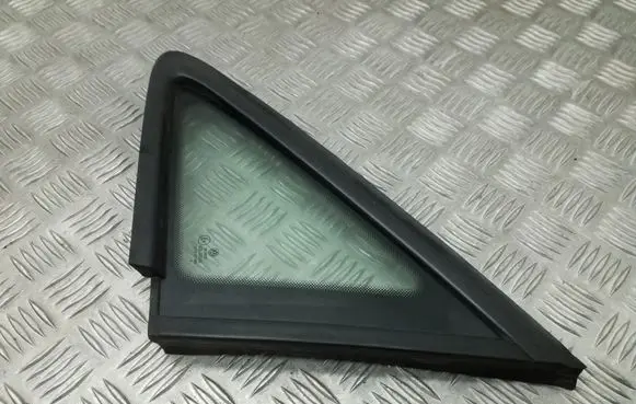 Volkswagen Touran I Front triangle window/glass 1T0845411 43R00048