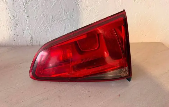 Volkswagen Golf VII Tailgate rear/tail lights 5G0945094M