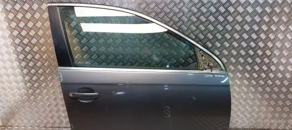 Volkswagen Jetta V Front door S26380244