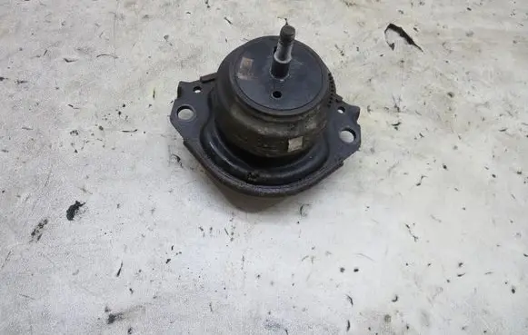 Jeep Grand Cherokee Engine mount vacuum valve KRIS235789