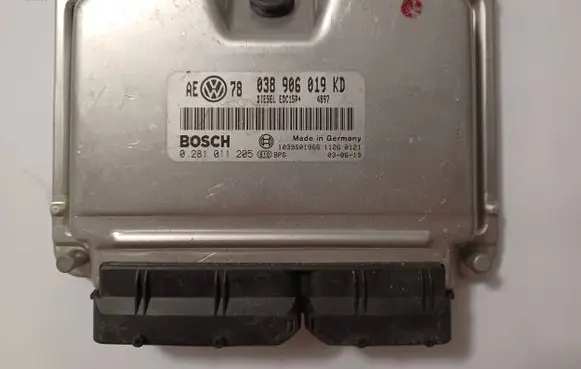 Volkswagen Passat Alltrack Engine control unit/module 038906019