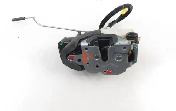 Chevrolet Cruze Rear door lock 13503807GA