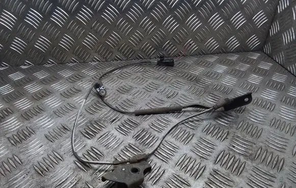 Toyota Prius+ (ZVW40) ABS brake wheel speed sensor