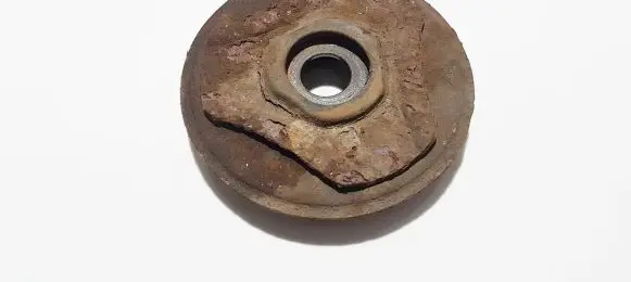 Toyota RAV 4 (XA30) Front coil spring rubber mount 